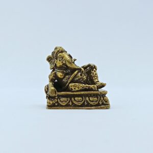 NEPALI STATUE
